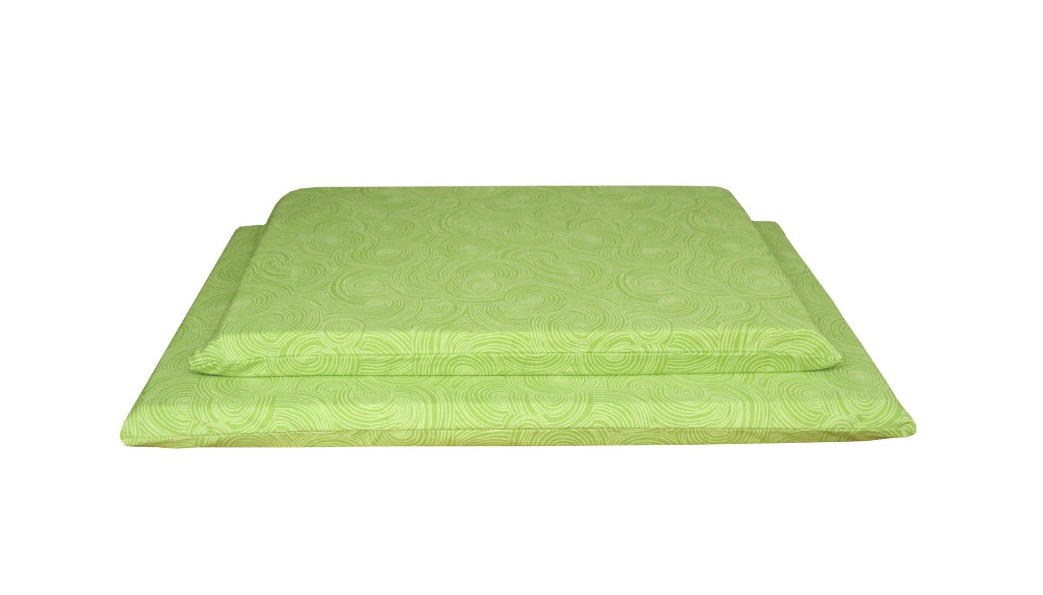 organic cotton dog mat in lime with swirl pattern